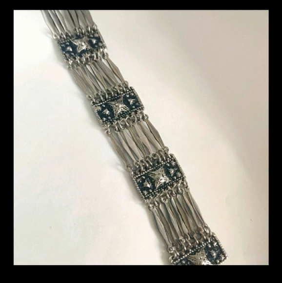 VTG Tribal Southwestern Silver bracelet - Picture 7 of 7